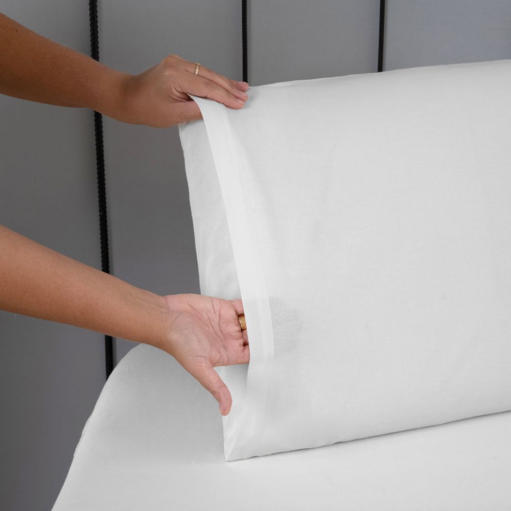 Jogo de Lençol Dia A Dia Liso 3 Peças Queen 80% Algodão / 20% Poliéster Percal 1